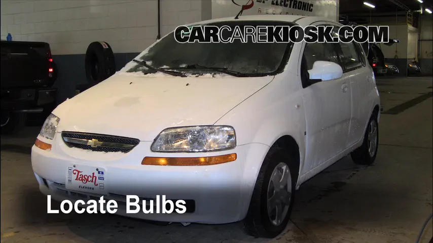 2007 Chevrolet Aveo5 Special Value 1.6L 4 Cyl. Éclairage Feu clignotant avant (remplacer l'ampoule)